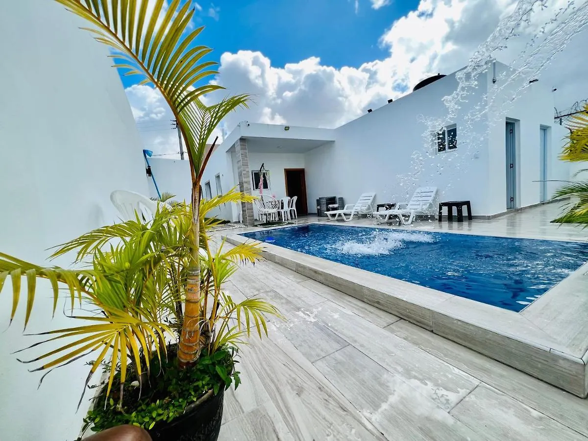 Villa Con Piscina Y Jacuzzi En Punta Cana